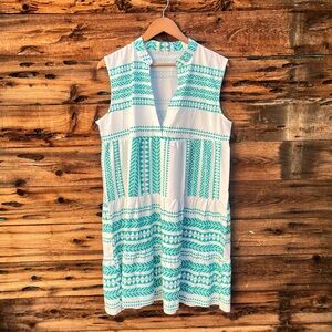 UNBRANDED | Sleeveless White and Teal Patterned Dress XL